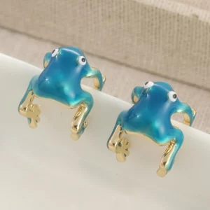 Paire de boucles d’oreilles grenouilles bleues aux pattes dorées